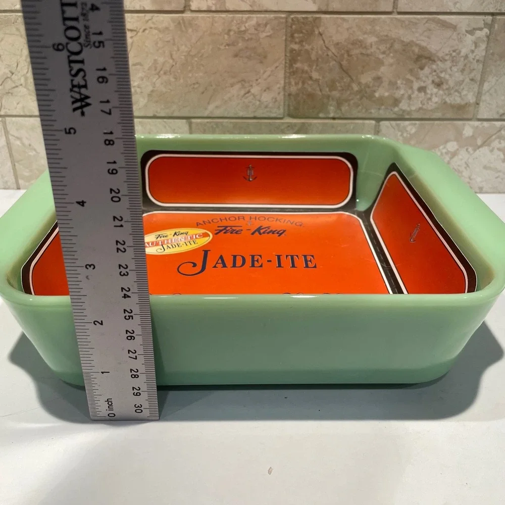 Anchor Hocking Fire-King Jadeite 8x8 Square Baking Dish 2 Quart Green Milk Glass